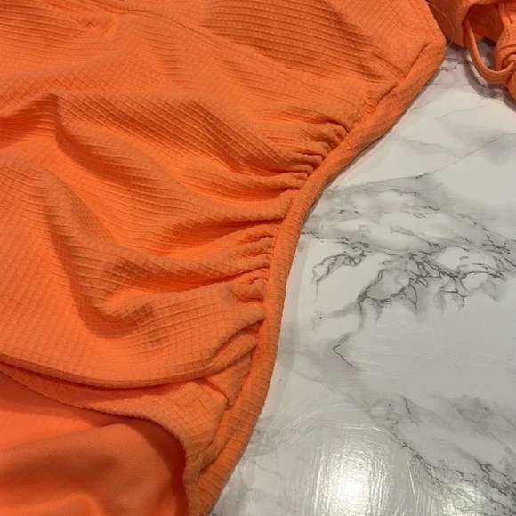 NWT! Ellen Tracy One Piece Swimsuit - Picture 8 of 10